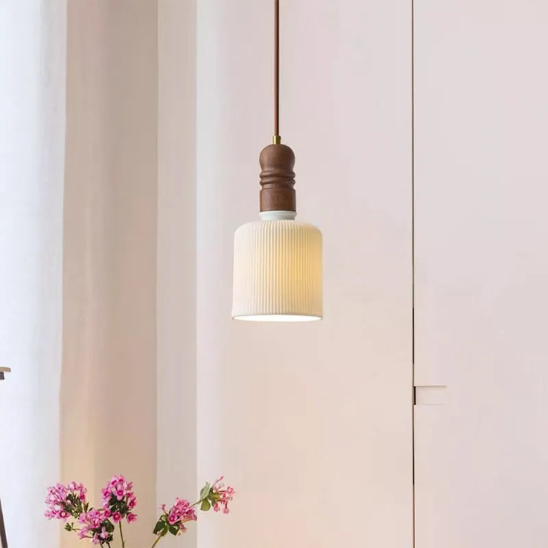 Suspension LED style nordique en bois massif et céramique - vue 4 sur 14