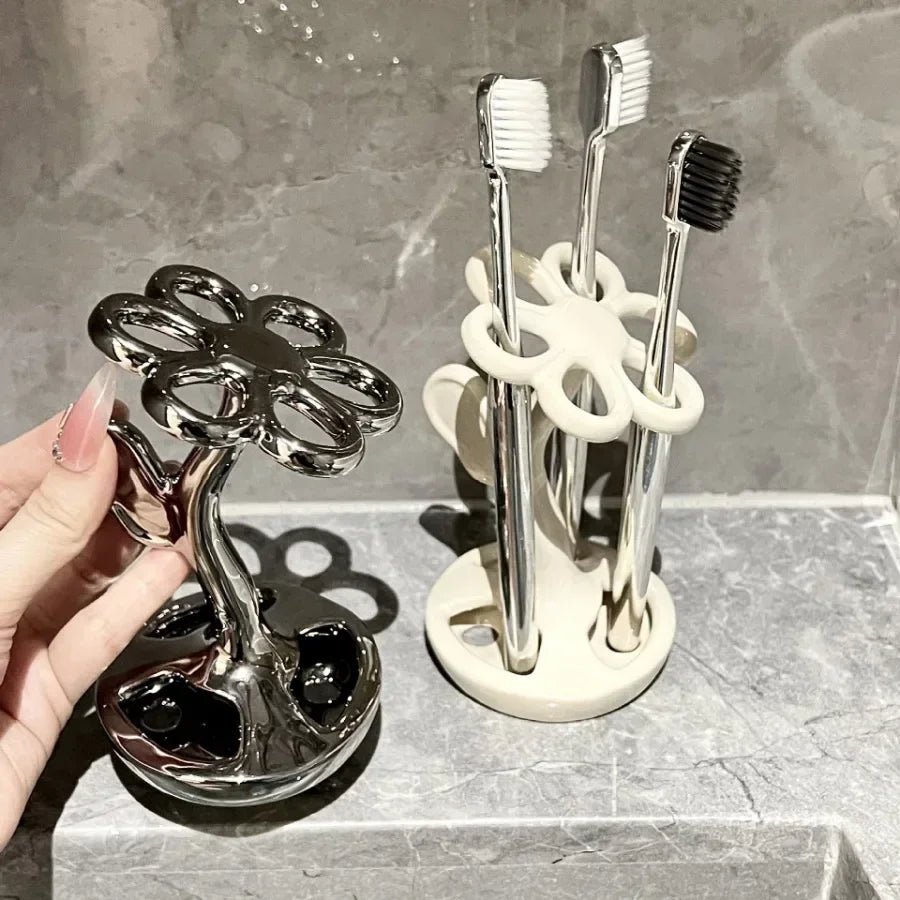 support de rangement élégant pour brosses et maquillage - vue 4 sur 9