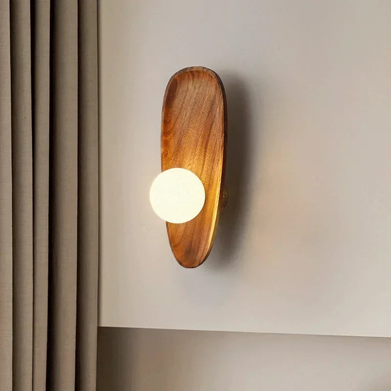 Applique murale LED minimaliste japonaise en bois massif