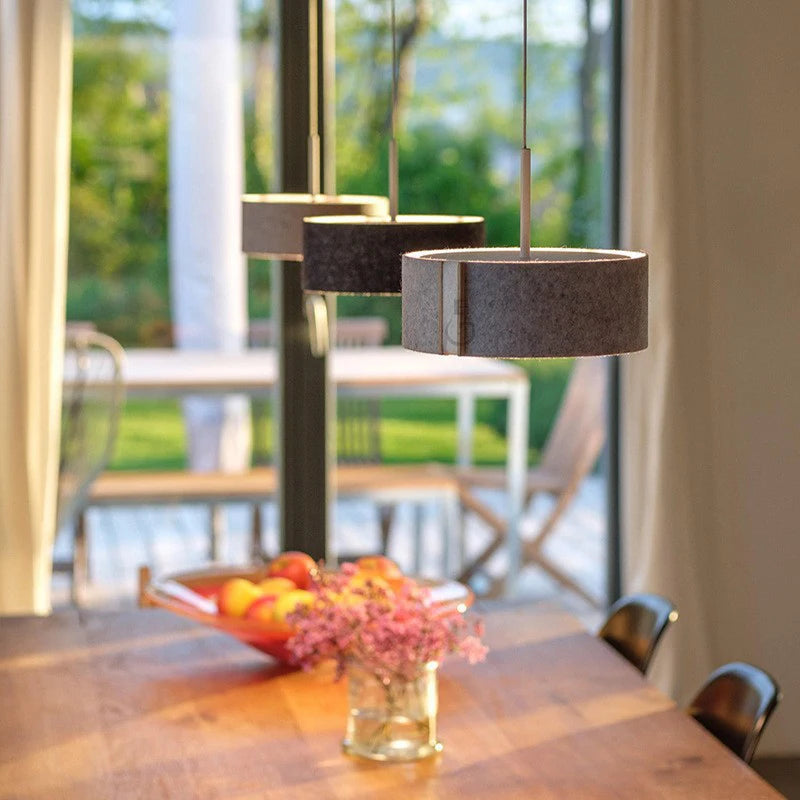 lampe suspendue moderne en tissu feutré pour styliste créatif - vue 3 sur 12