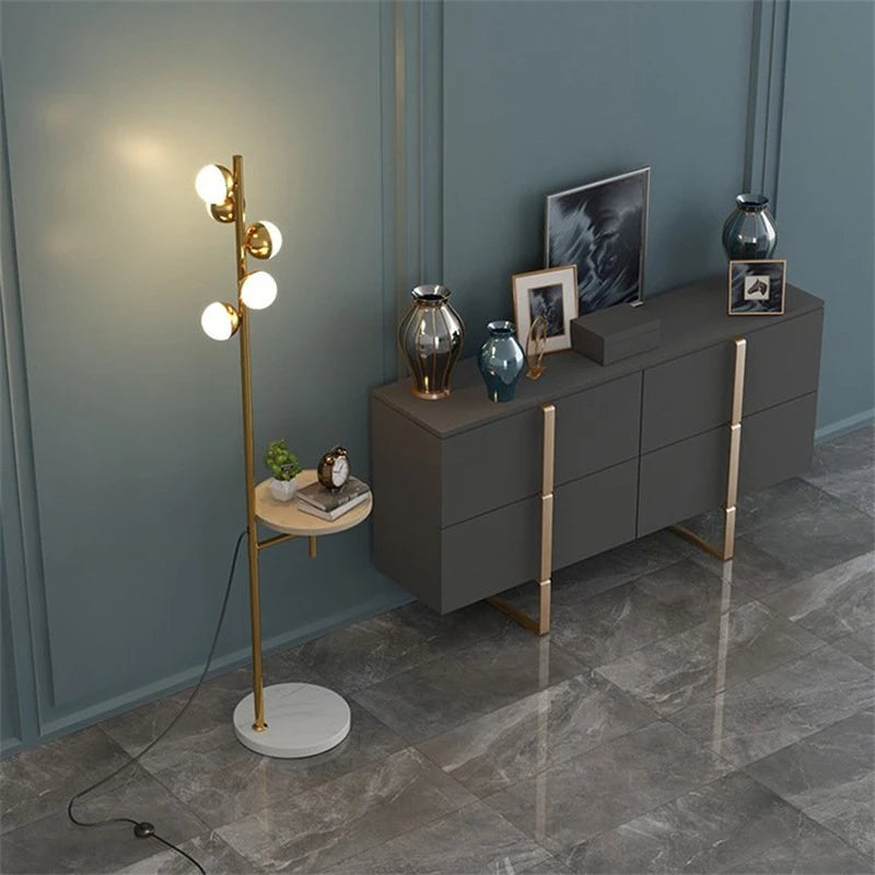 lampe de sol et table en bois avec chargement sans fil - vue 6 sur 8