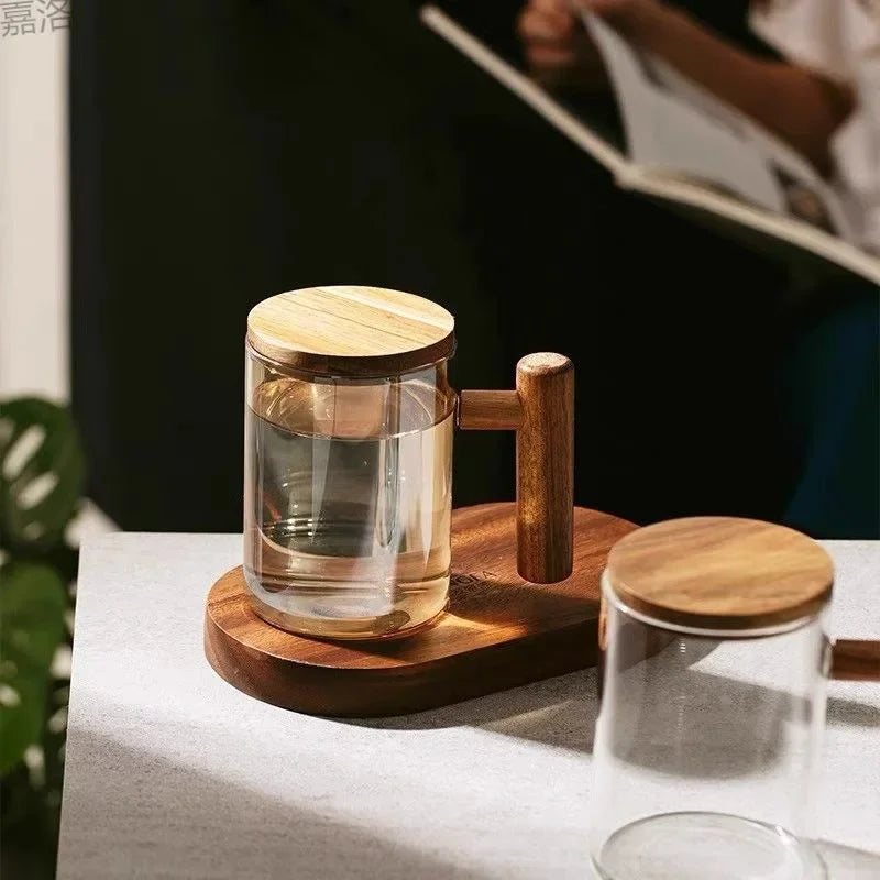 tasse en verre borosilicate avec poignée en bois et couvercle - vue 5 sur 8