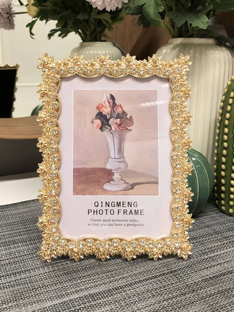 cadres photo en métal doré style nordique pour décoration intérieure - vue 4 sur 9