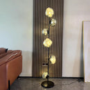 lampadaire en verre design nordique pour intérieur moderne