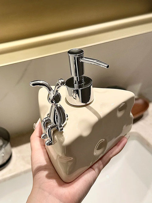 distributeur de savon créatif en céramique pour salle de bain - vue 4 sur 8