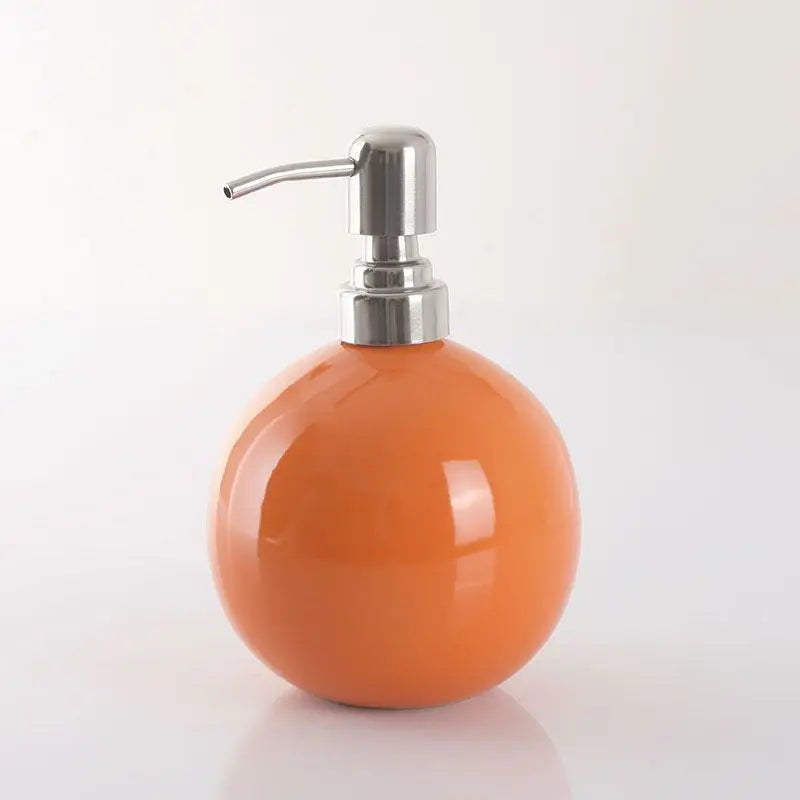 bouteille de gel douche et savon pour les mains accessoires de salle de bain