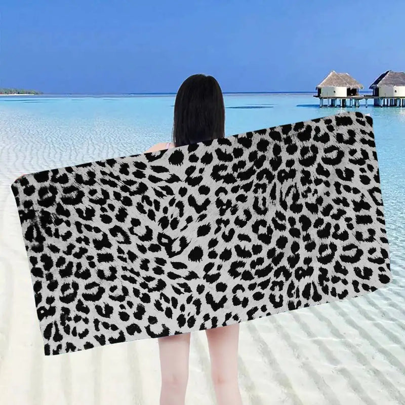 serviette de bain microfibre absorbante motif leopard vache