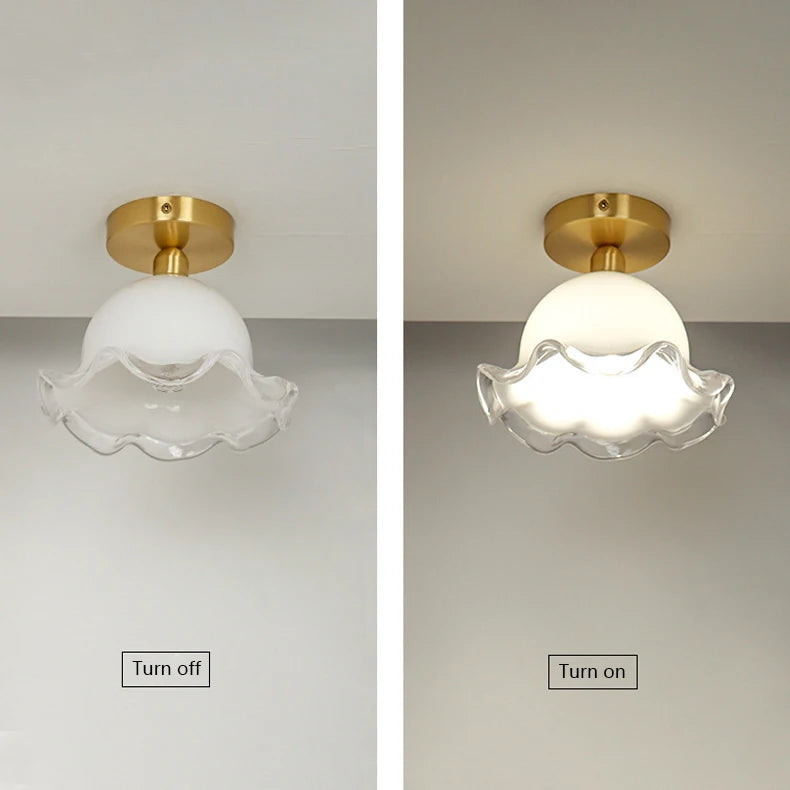 plafonnier moderne en verre antique et laiton unique et minimaliste - vue 6 sur 7