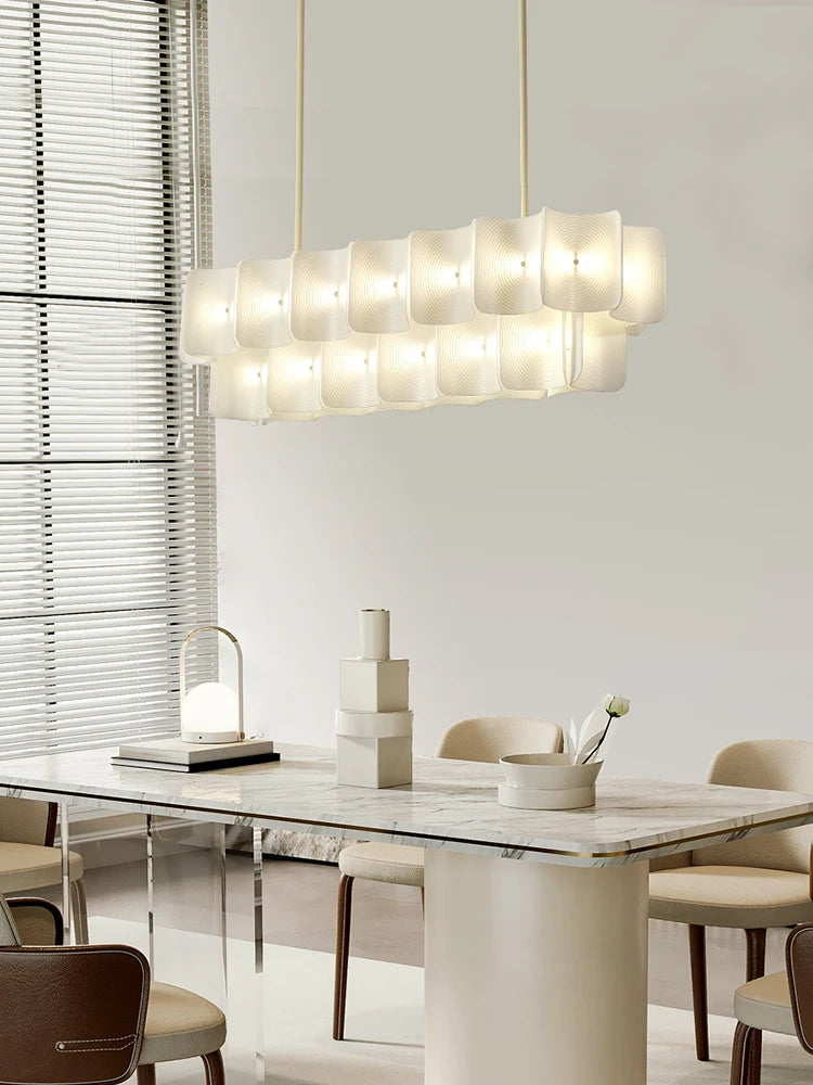 suspension design lumineuse pour décoration intérieure élégante et moderne