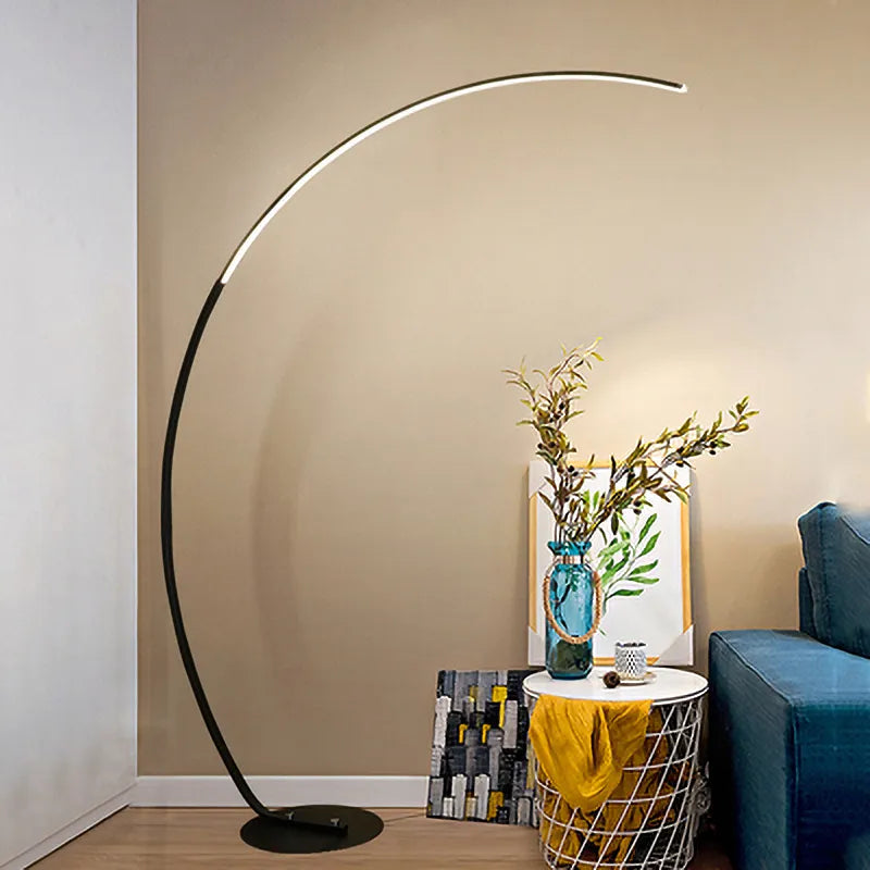 Lampadaire Led moderne en forme d'arc