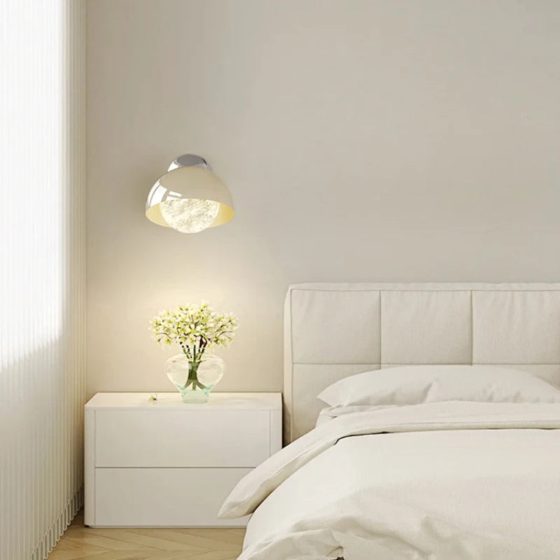 Applique Murale Géométrique Avec Pot De Fleur – Lampe LED 18W, Abat-jour Acrylique, Aluminium, Dimensions 22x36 Cm