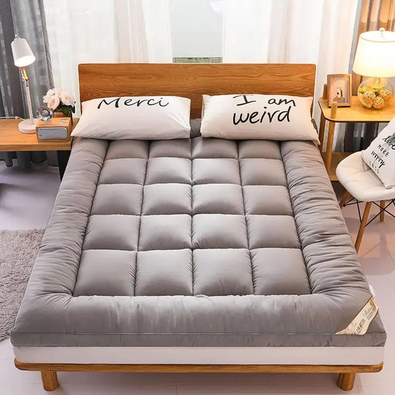 matelas doux avec coussin respirant et housse antidérapante