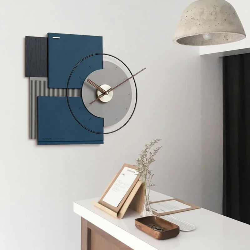grande horloge murale silencieuse en noyer décoration moderne - vue 5 sur 10