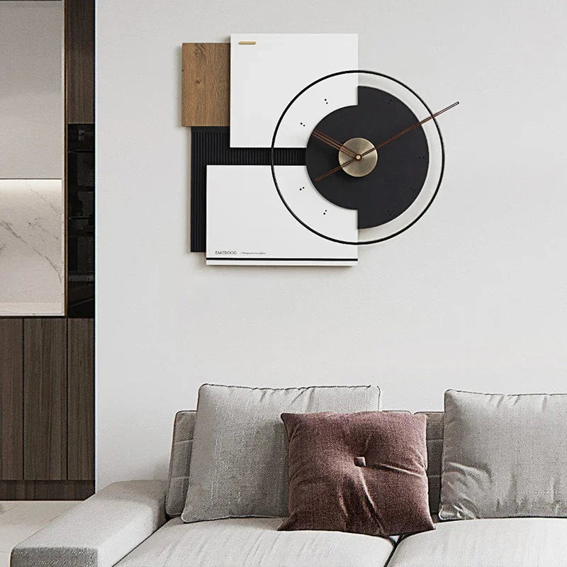 grande horloge murale silencieuse en noyer décoration moderne - vue 4 sur 10