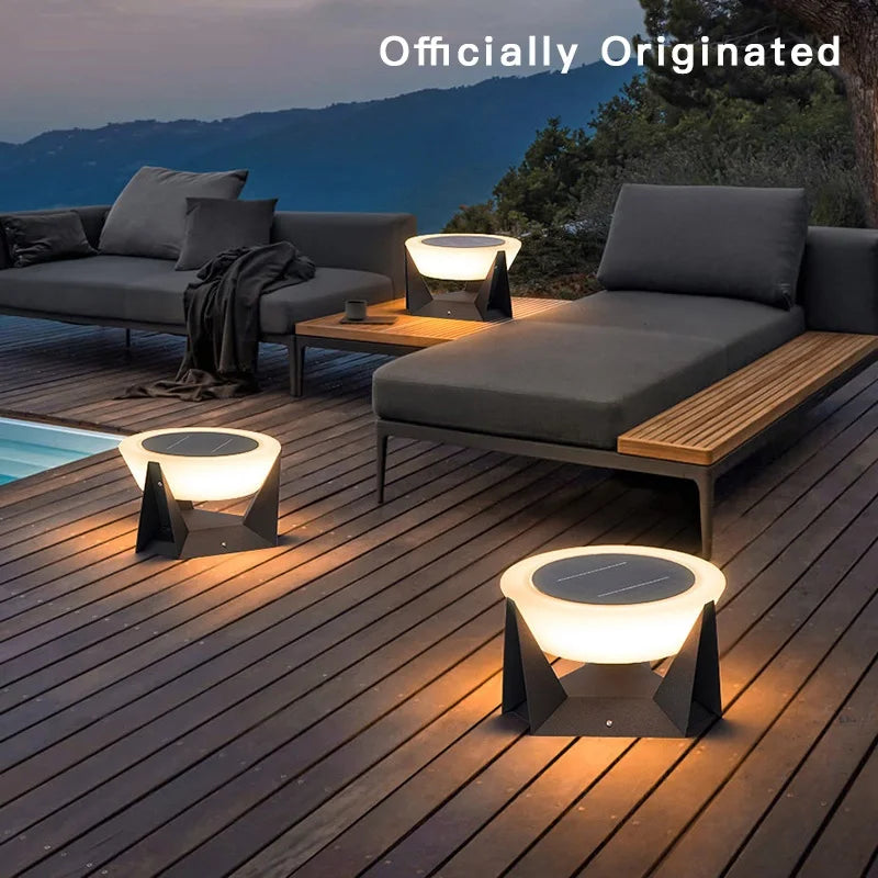 Lampe à poser extérieure à diffuseur opaque en métal Smagy