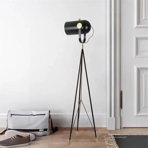 lampadaire design danois avec trépied nordique élégant - vue 4 sur 7