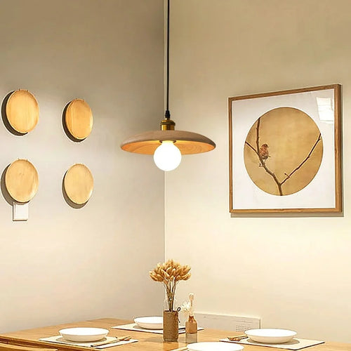 lustre moderne minimaliste en bois massif suspendu - vue 5 sur 9
