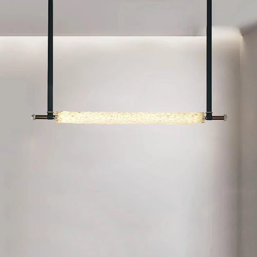 suspension design en cristal naturel avec ceinture en cuir - vue 3 sur 11