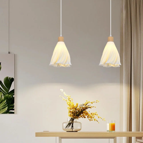 lustre long en bois massif style nordique pour villa - vue 2 sur 11