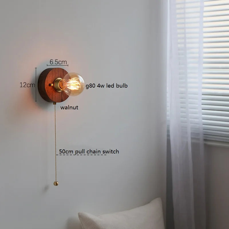 Applique murale vintage japonaise en bois et cuivre avec interrupteur à chaîne - vue 3 sur 17