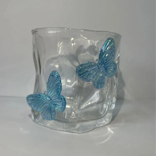 Verre irrégulier avec papillon 3d décoratif table