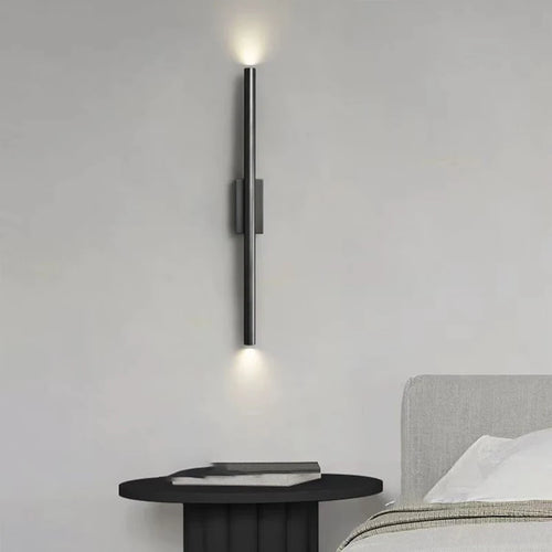 applique murale moderne en laiton noir et cuivre avec lumière naturelle - vue 3 sur 10