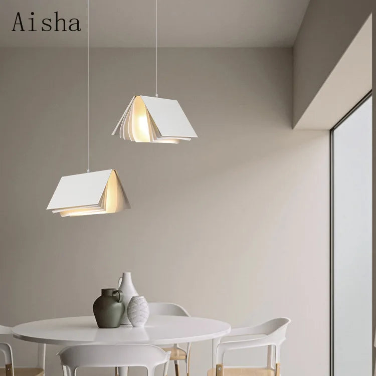 suspension créative en forme de livre pour décoration intérieure et extérieure - vue 4 sur 10