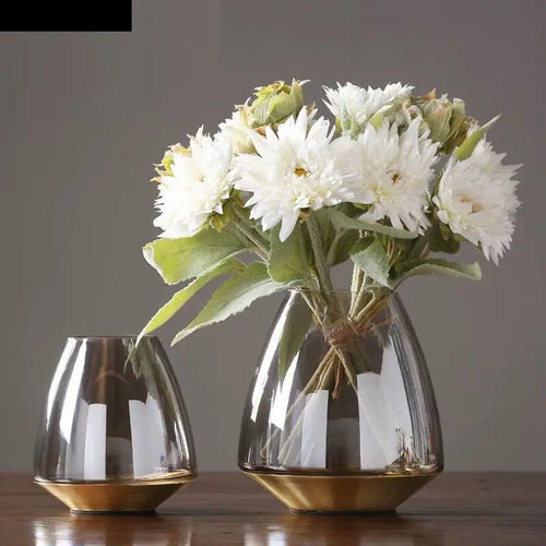 vase en verre moderne avec base métallique pour décoration florale - vue 3 sur 9