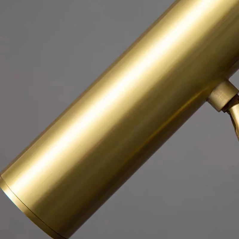lampadaire minimaliste en cuivre avec lumière rotative moderne
