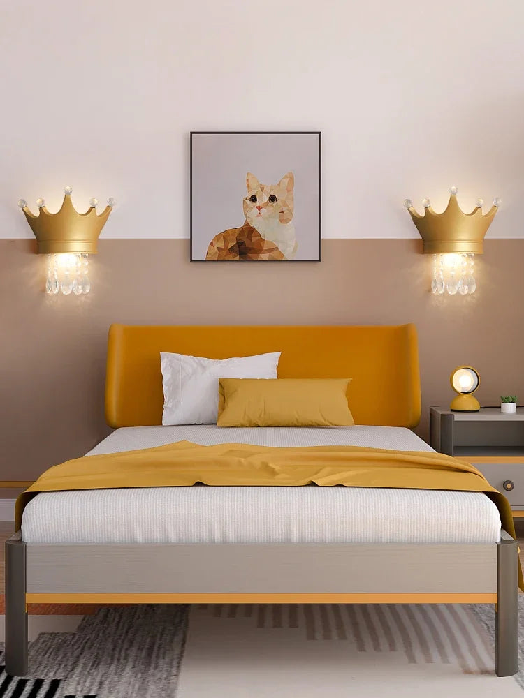 applique murale couronne en résine et cristal pour enfants - vue 3 sur 12