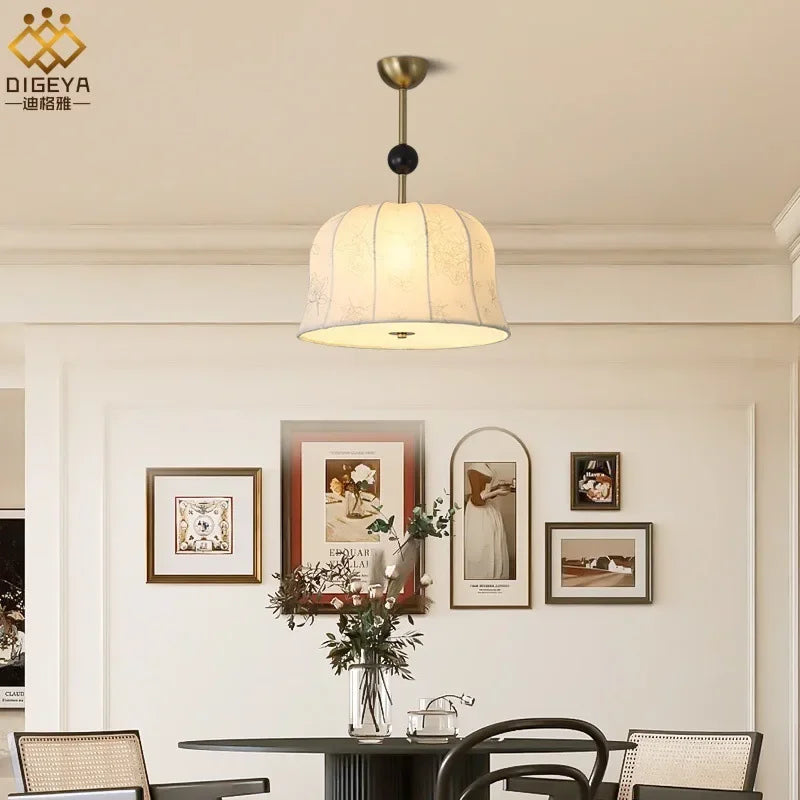 lustre en tissu de luxe français pour décoration intérieure - vue 4 sur 9