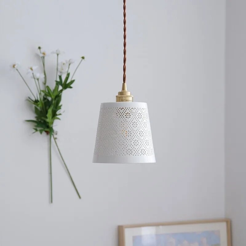 Suspension au design nordique moderne en cuivre et céramique - vue 5 sur 6