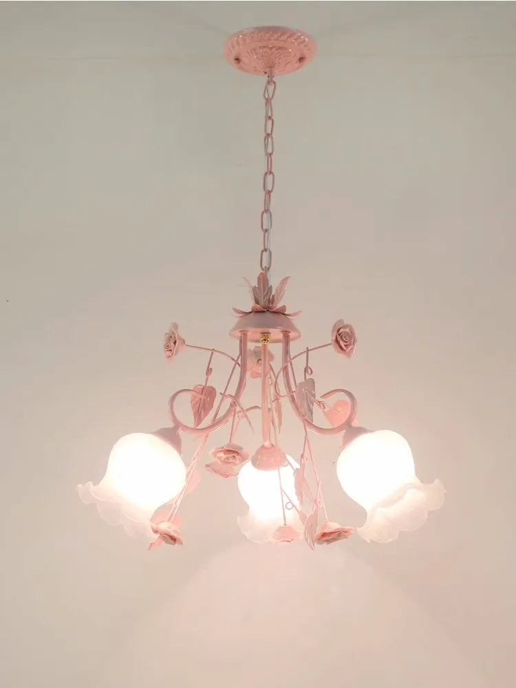 lustre rose pour une ambiance enfantine lumineuse et douce - vue 3 sur 8
