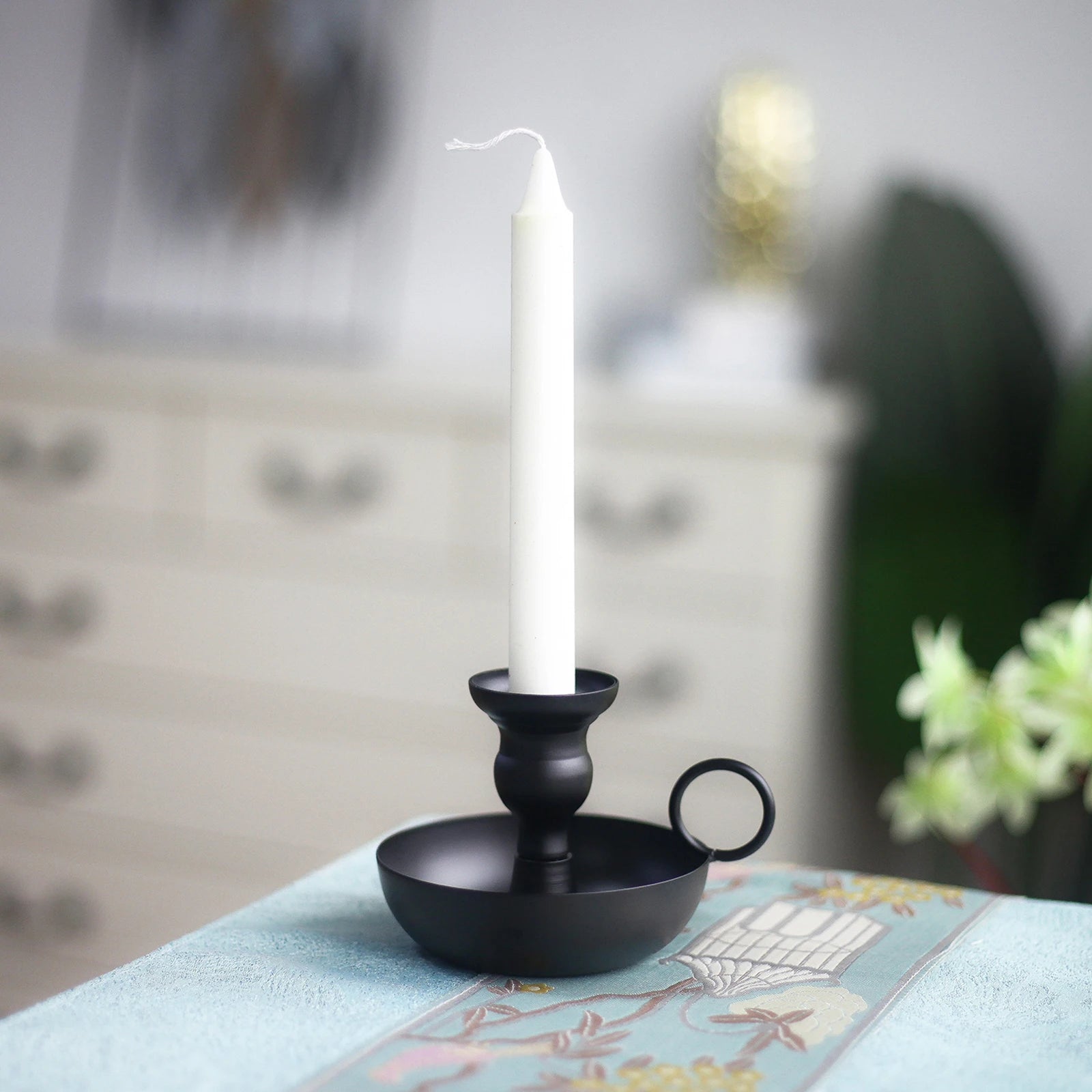 bougeoir conique en fer pour bougies de mariage élégant et moderne - vue 3 sur 11