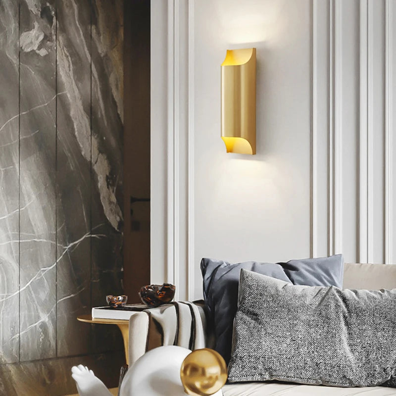 applique murale minimaliste en cuivre pour intérieur - vue 3 sur 10