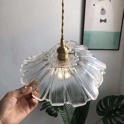 lustre nordique moderne en laiton et verre design élégant pour restaurant - vue 5 sur 9
