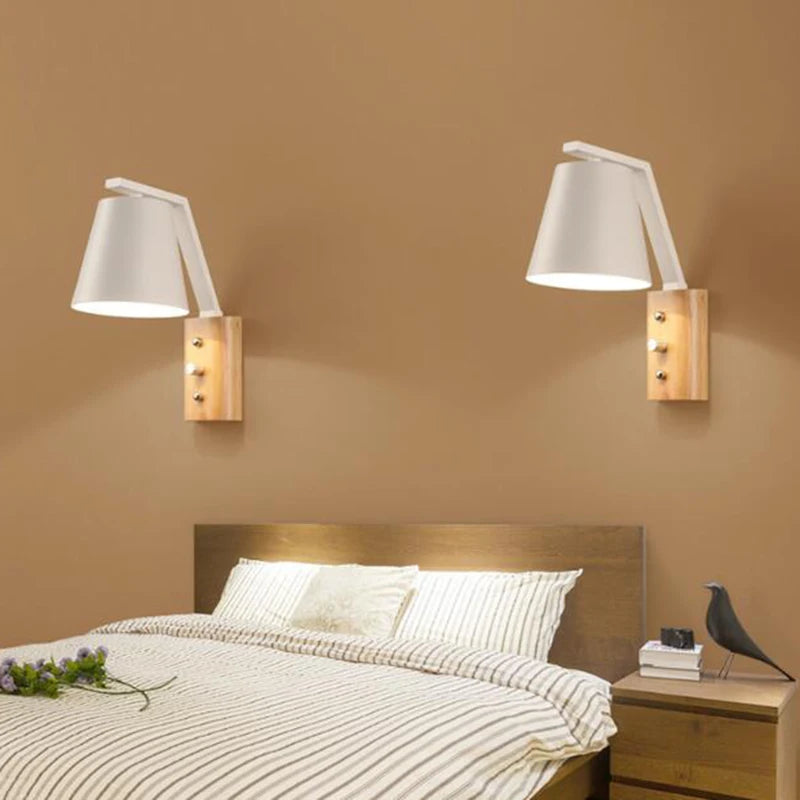 Applique Murale en bois LED avec abat-jour en métal