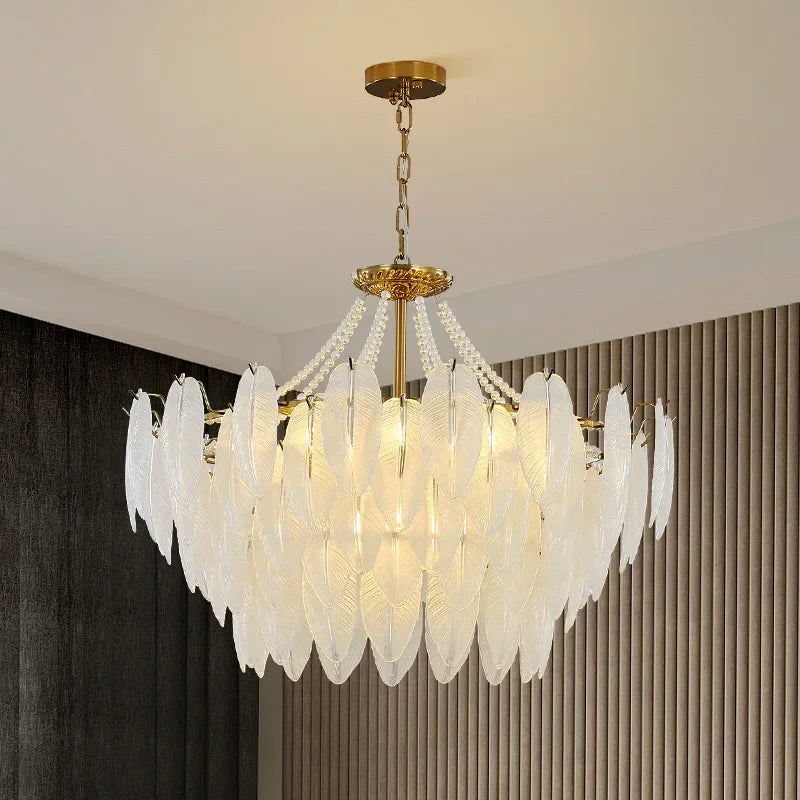 Lustre de luxe avec morceaux en cristal Vintage perle décorative plume