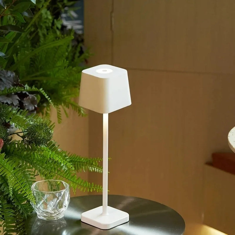 Lampe de Table Sans Fil Rechargeable Design pour Restaurant, Bar - NOBÜ –  Mon Enseigne Lumineuse