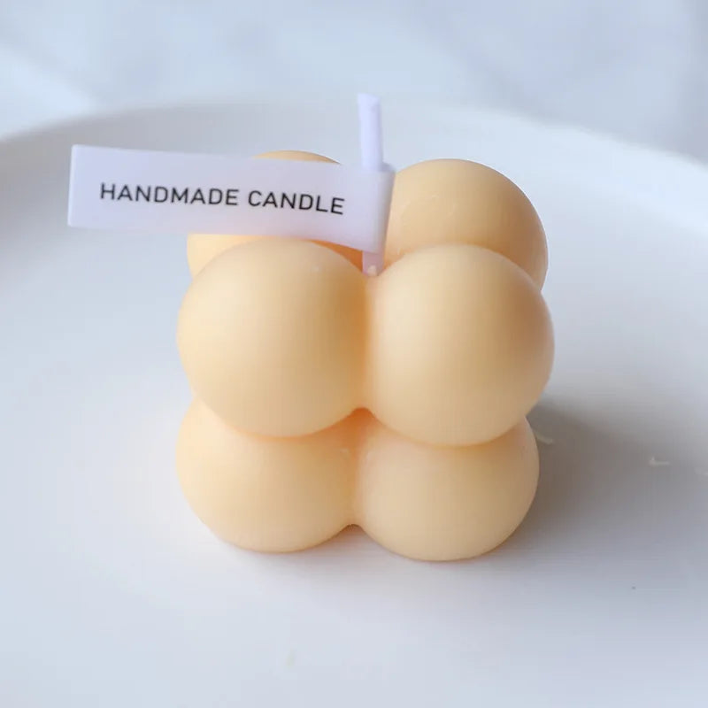 bougie parfumée cube en cire de soja pour décoration moderne - vue 17 sur 22
