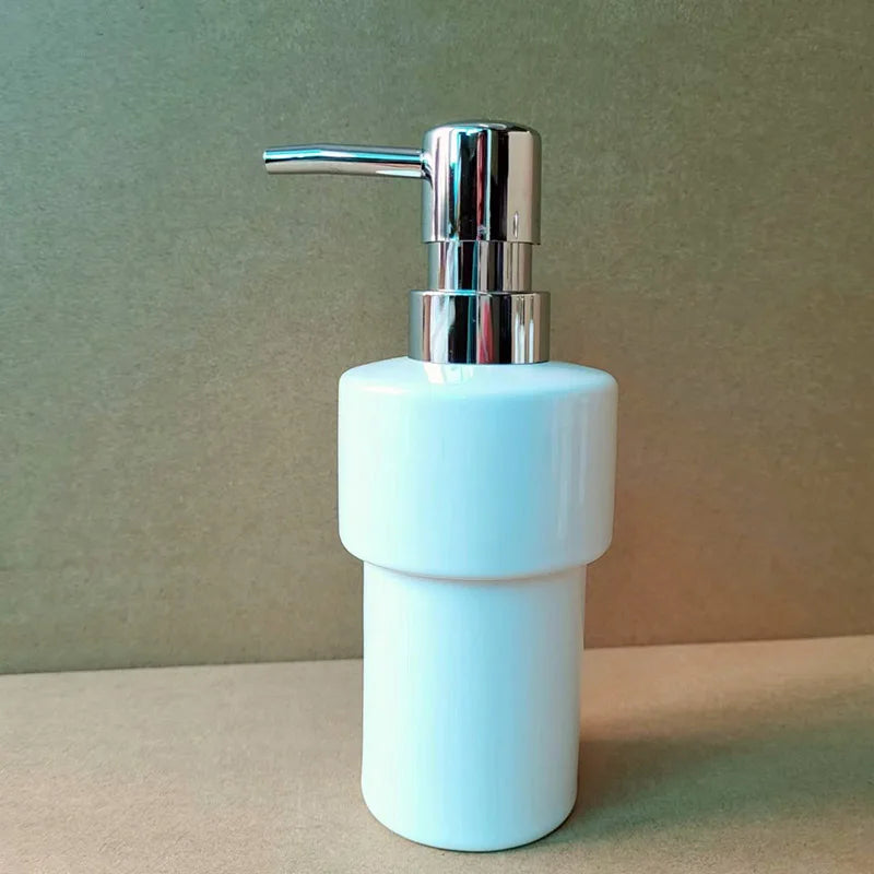 bouteille vide pour shampoing crème et lotion accessoires de bain - vue 4 sur 8