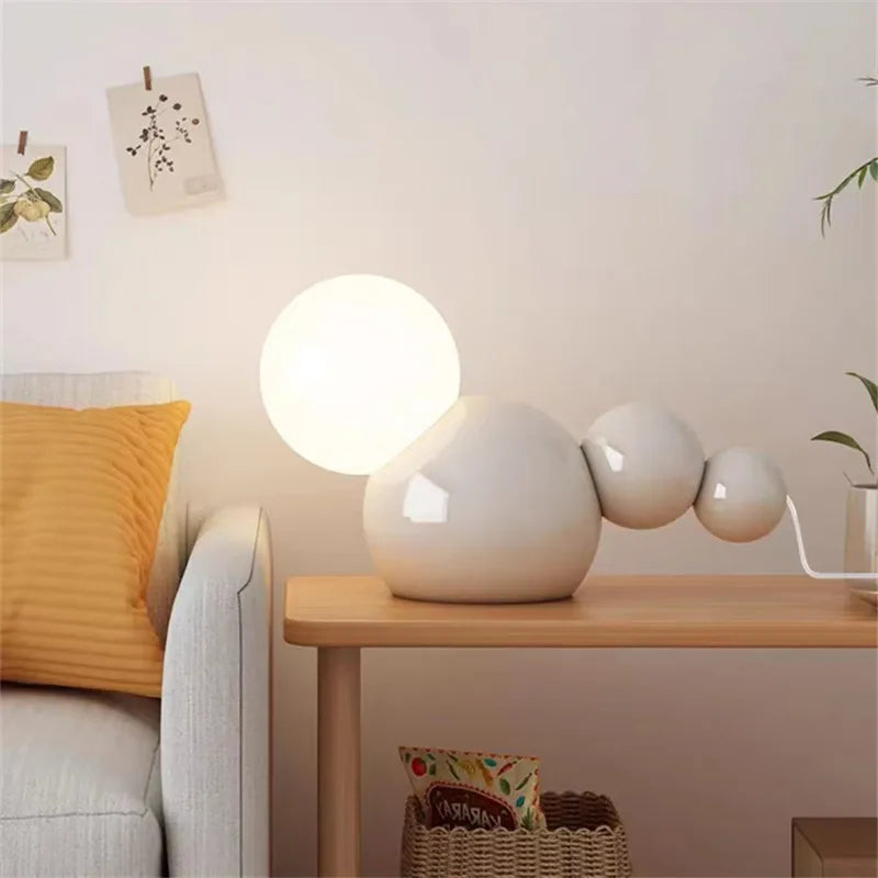 lampe à poser nordique en verre ronde pour nuit mignonne - vue 3 sur 8