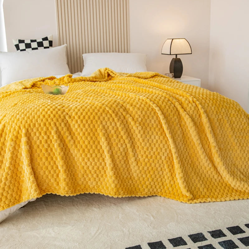 Plaid carreaux doux en velours pour canapé lit - vue 4 sur 7