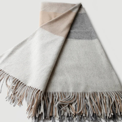 Plaid laine carreaux franges style jacquard salon