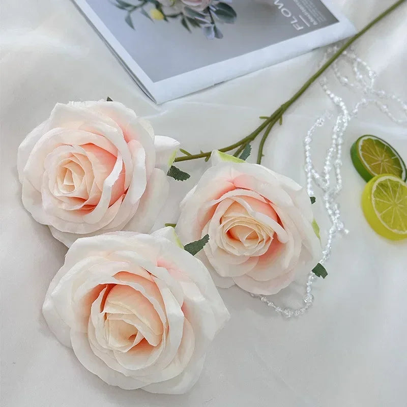 branches de roses artificielles en soie pour décoration élégante - vue 28 sur 40