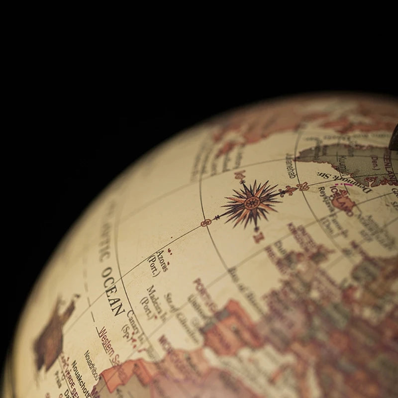 globe terrestre en bois pour décoration et fournitures scolaires - vue 4 sur 7
