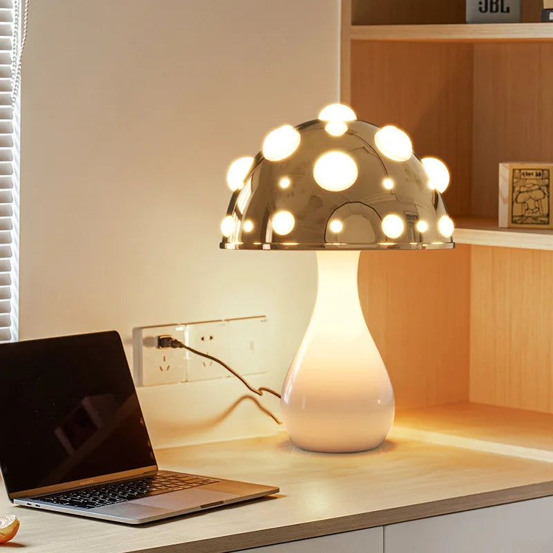 Lampe de Table décorative en forme de champignon - vue 6 sur 8
