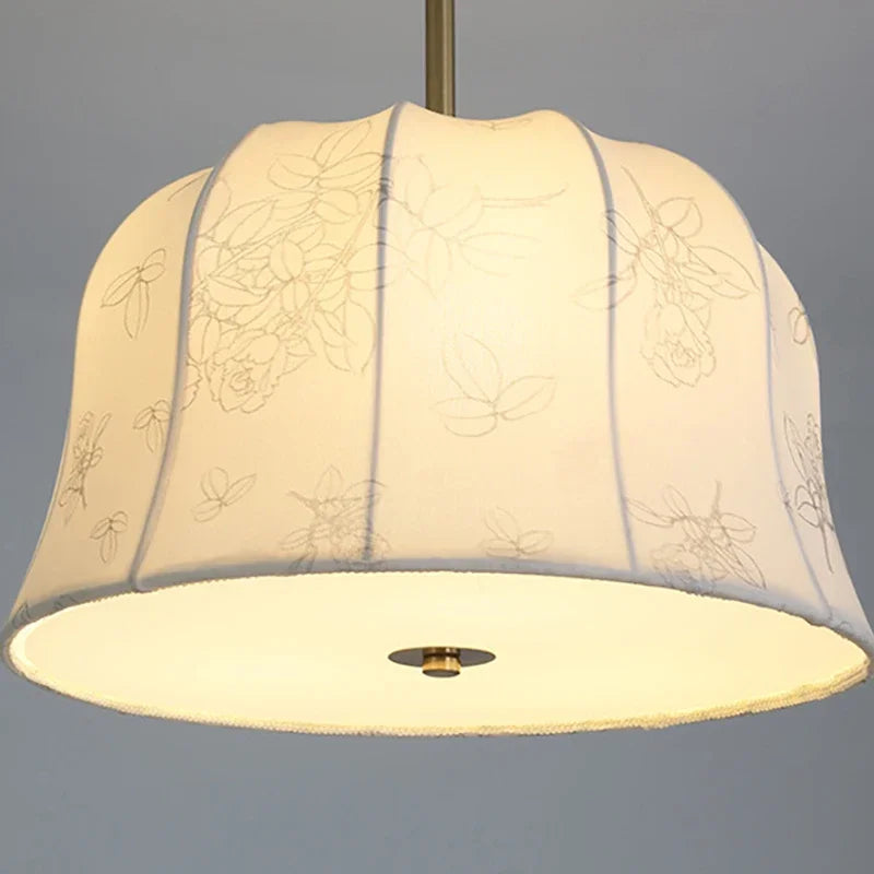 lustre en tissu de luxe français pour décoration intérieure - vue 5 sur 9