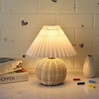 Lampe de Table plissée Vintage en rotin