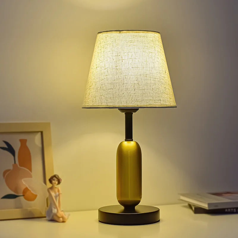 USB veilleuse moderne lampes de bureau nordique pour chevet maison chambre hôtel décoration chambre atmosphère Led lampes de bureau - vue 3 sur 7
